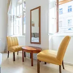 8 Min Walk To Wiener Stadthalle, Stylish 1Br Apt