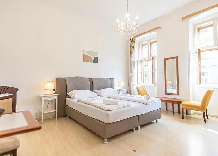 8 Min Walk To Wiener Stadthalle, Stylish 1Br Apt