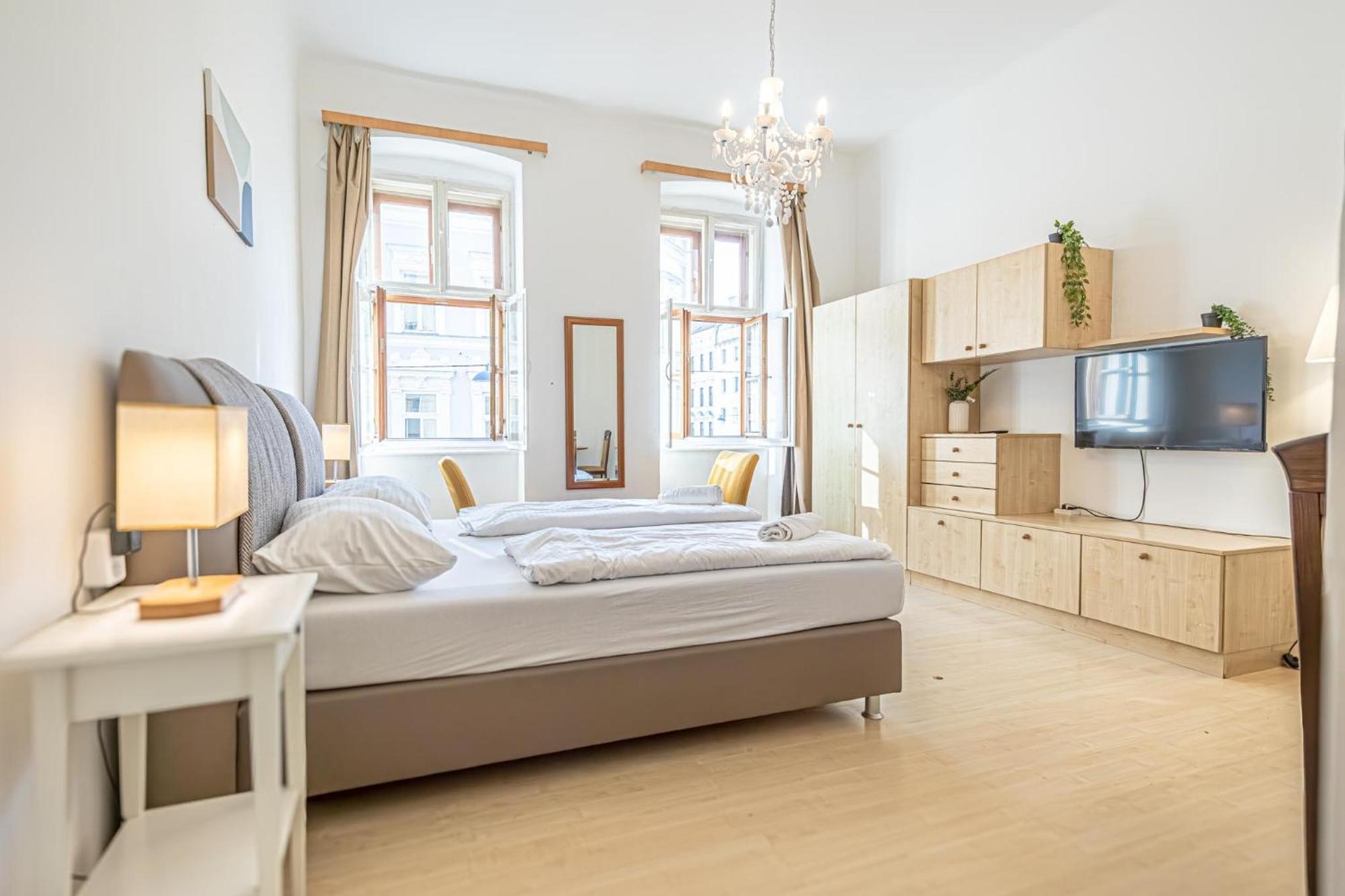8 Min Walk To Wiener Stadthalle, Stylish 1br Apartment Wien