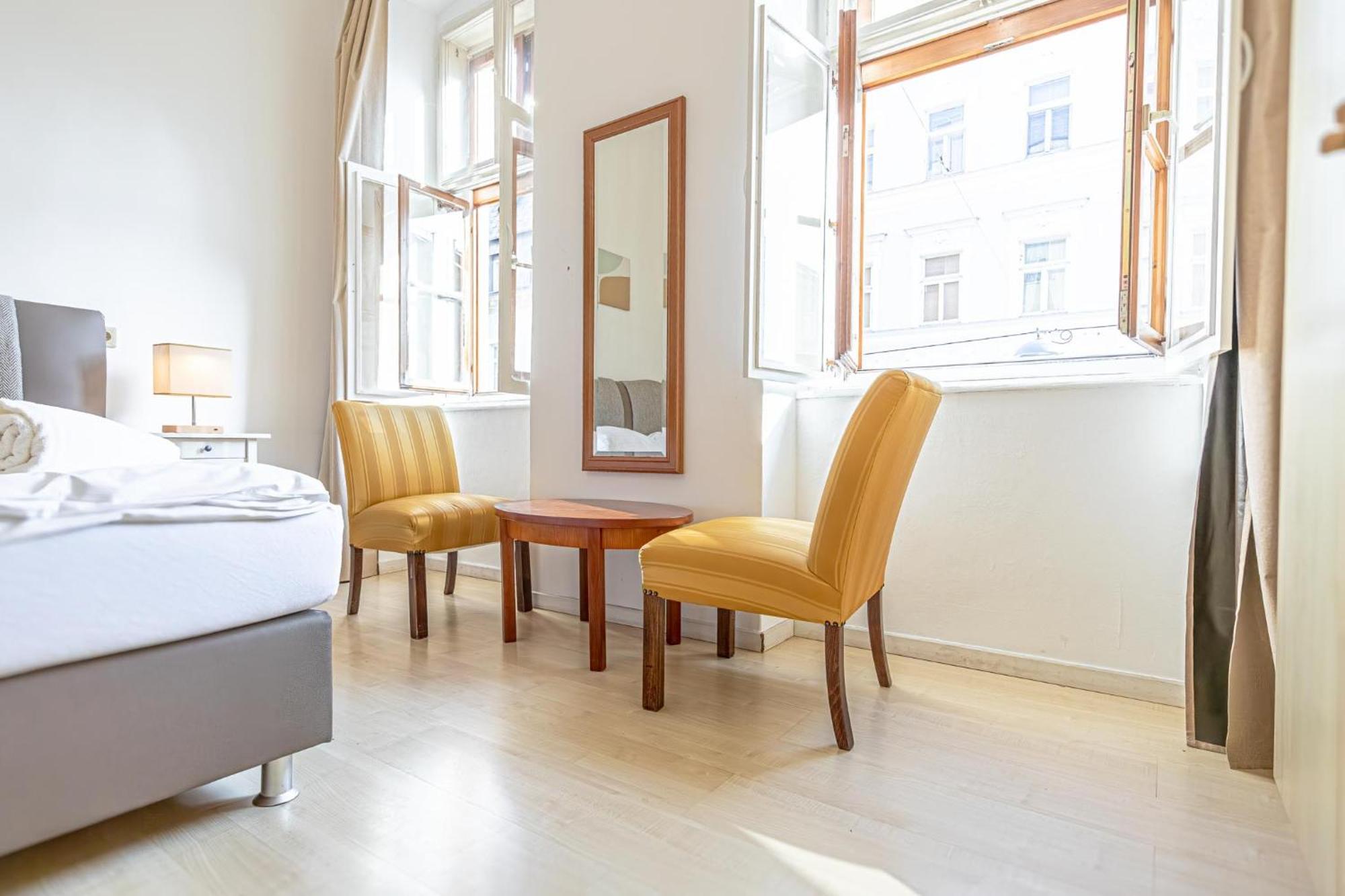 8 Min Walk To Wiener Stadthalle, Stylish 1br Apartment Wien